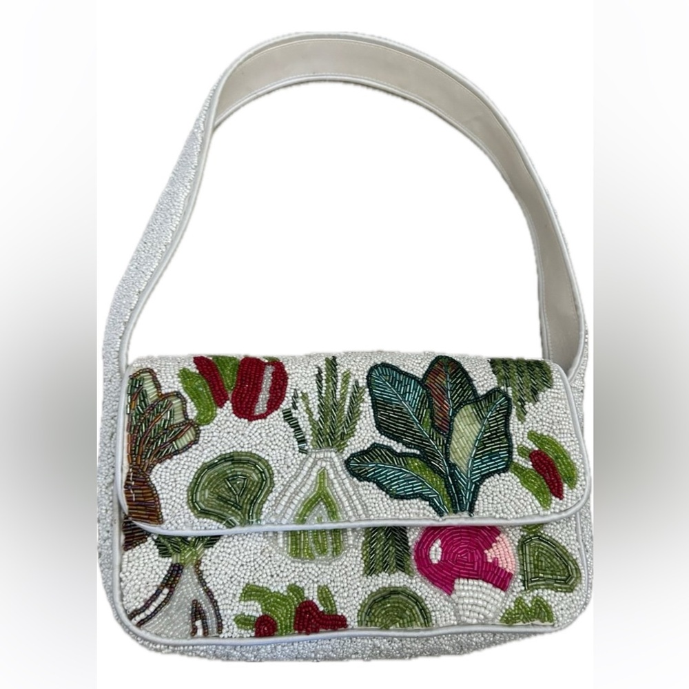 NWT Made in India Viral Radish Beaded Bag